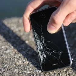 Une assurance pour téléphone, est-ce indispensable ? Pourquoi je n'ai pas assuré mon téléphone ?